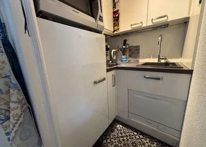 2 Pieces A Royan/pontaillac Avec Balcon Et Parking - Fr-1-494-203 Apartamento *