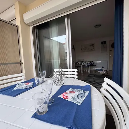 2 Pieces A Royan/pontaillac Avec Balcon Et Parking - Fr-1-494-203 Ρουαγιάν