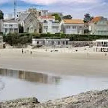 Apartment 2 Pieces A Royan/pontaillac Avec Balcon Et Parking - Fr-1-494-203 Royan